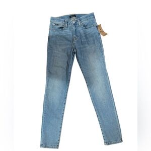 NWT light blue jeans